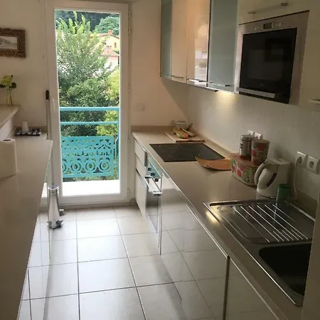 Fleur De Mai فندق *