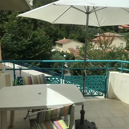 Fleur De Mai Szálloda *