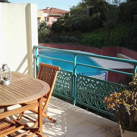 Fleur De Mai * Roquebrune-Cap-Martin